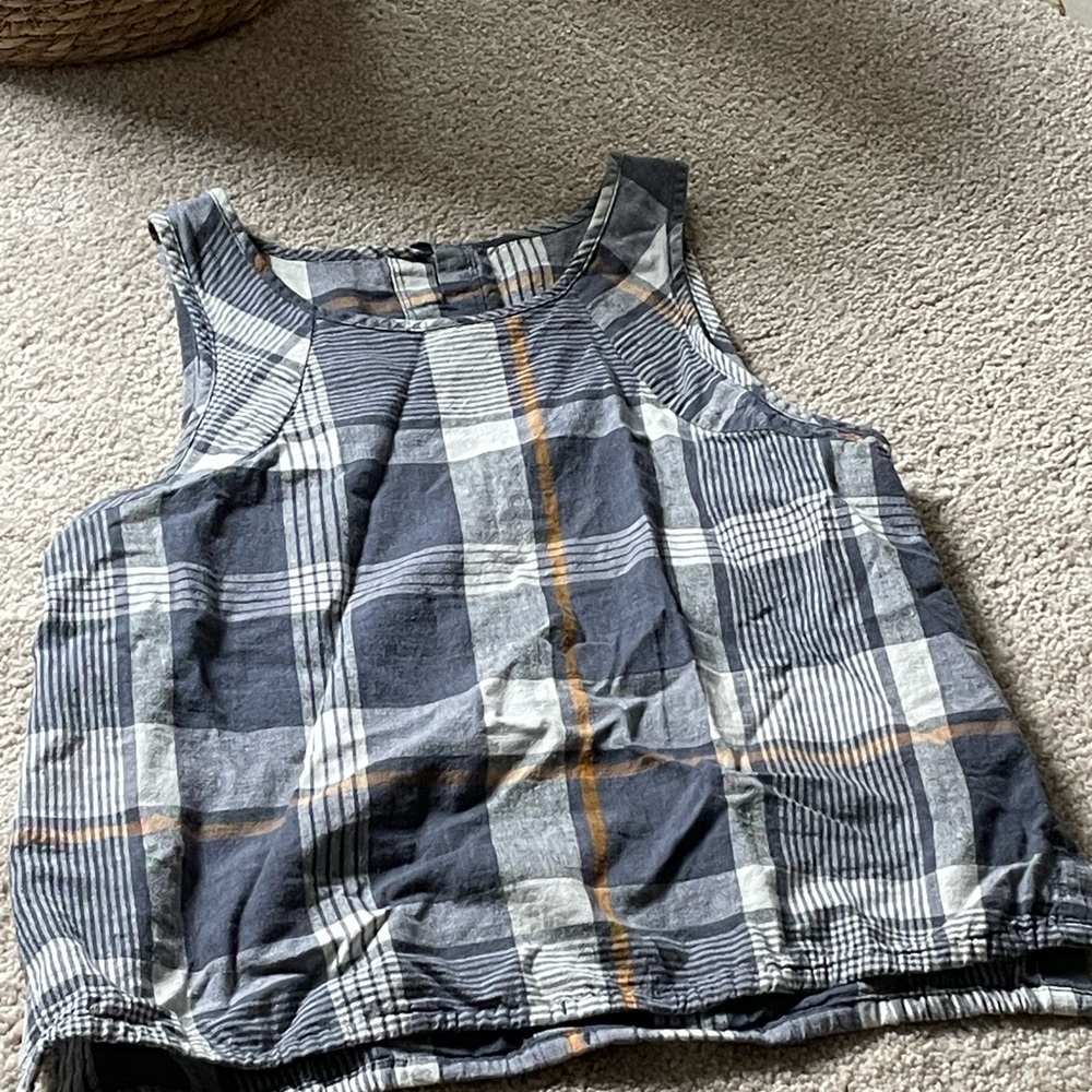 REI Cropped Tank plaid